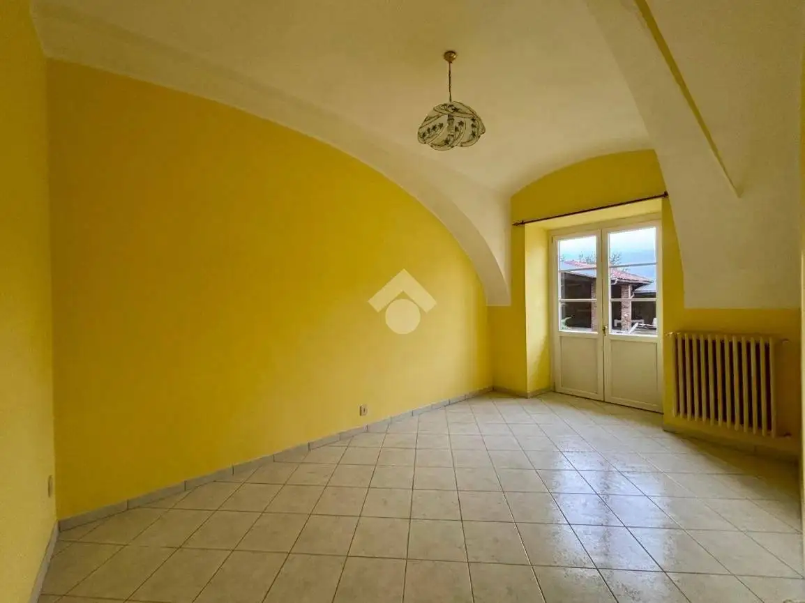 Trilocale Str. Canton Tavolario 4, Centro, Castellamonte - foto 5