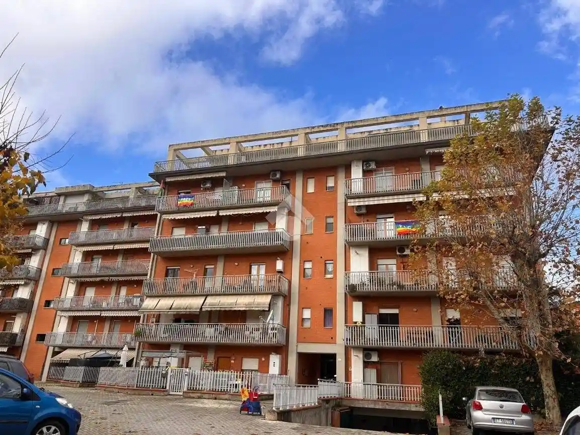 Trilocale via sperello aureli 51, Castel del Piano - Pila, Perugia - foto 2