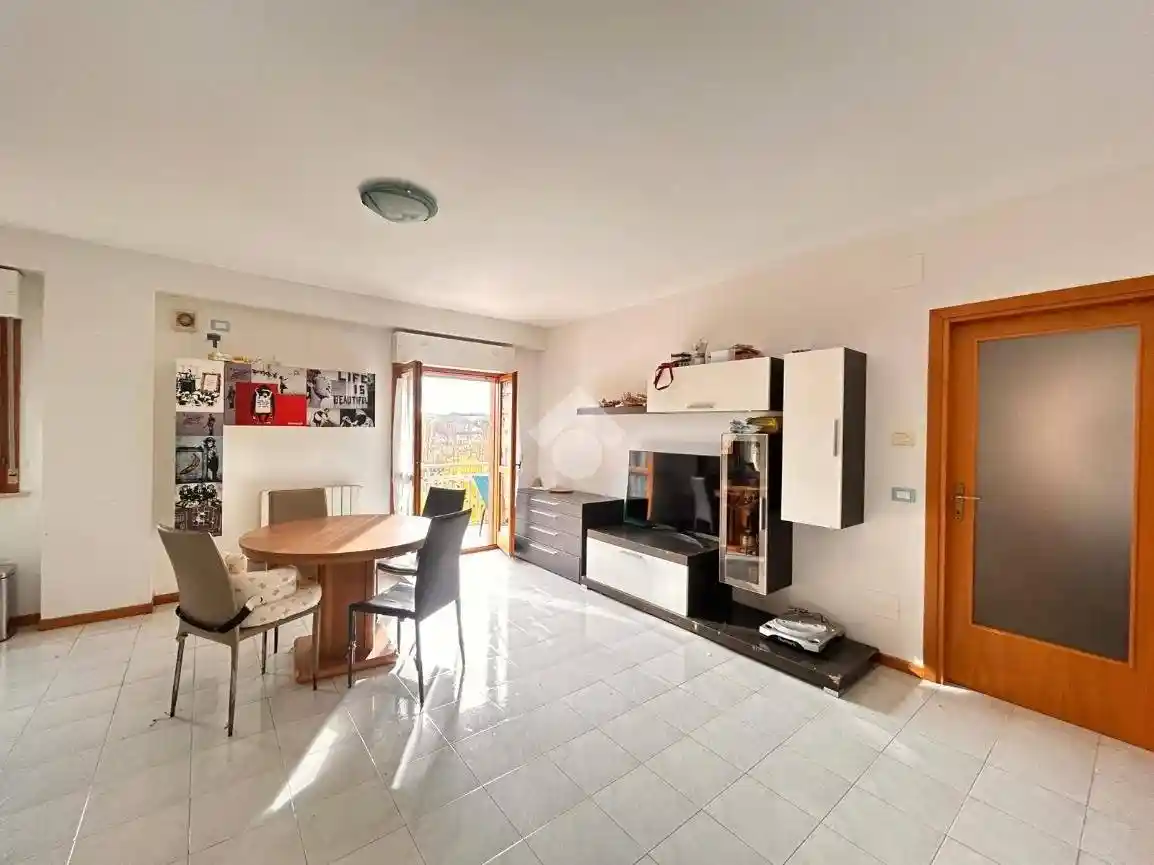 Trilocale via sperello aureli 51, Castel del Piano - Pila, Perugia - foto 4