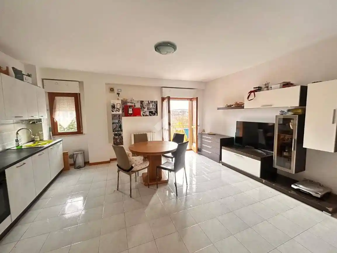 Trilocale via sperello aureli 51, Castel del Piano - Pila, Perugia - foto 5