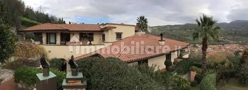 Casa indipendente in asta a Vaiano