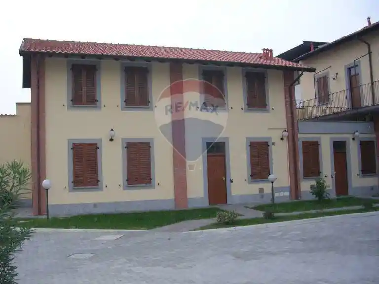 Trilocale via Federico Borromeo 19, Mazzo - Pantanedo, Rho - foto 2