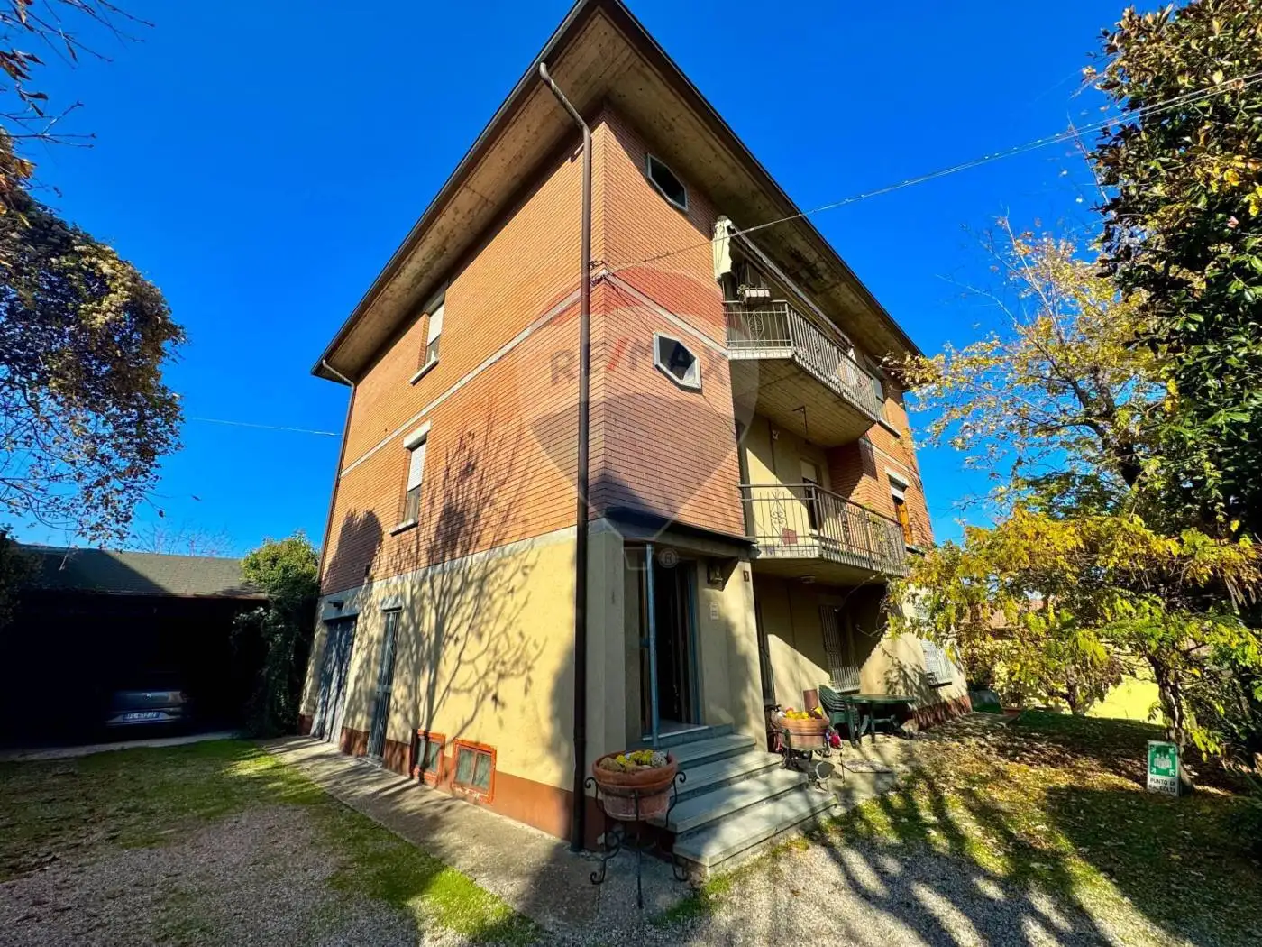 Terratetto unifamiliare 294 m², ottimo stato, Centro, Casalgrande - foto 3