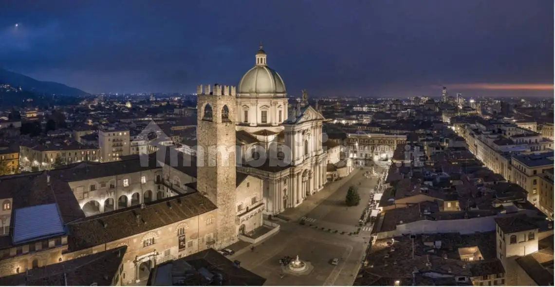 Appartamento in vendita a Brescia