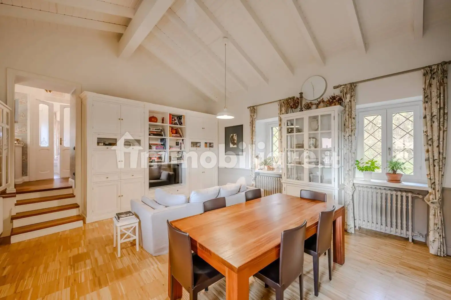 Appartamento in affitto a Sesto Calende