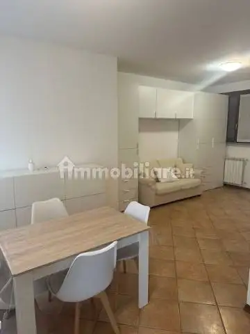 Appartamento in affitto a Malnate