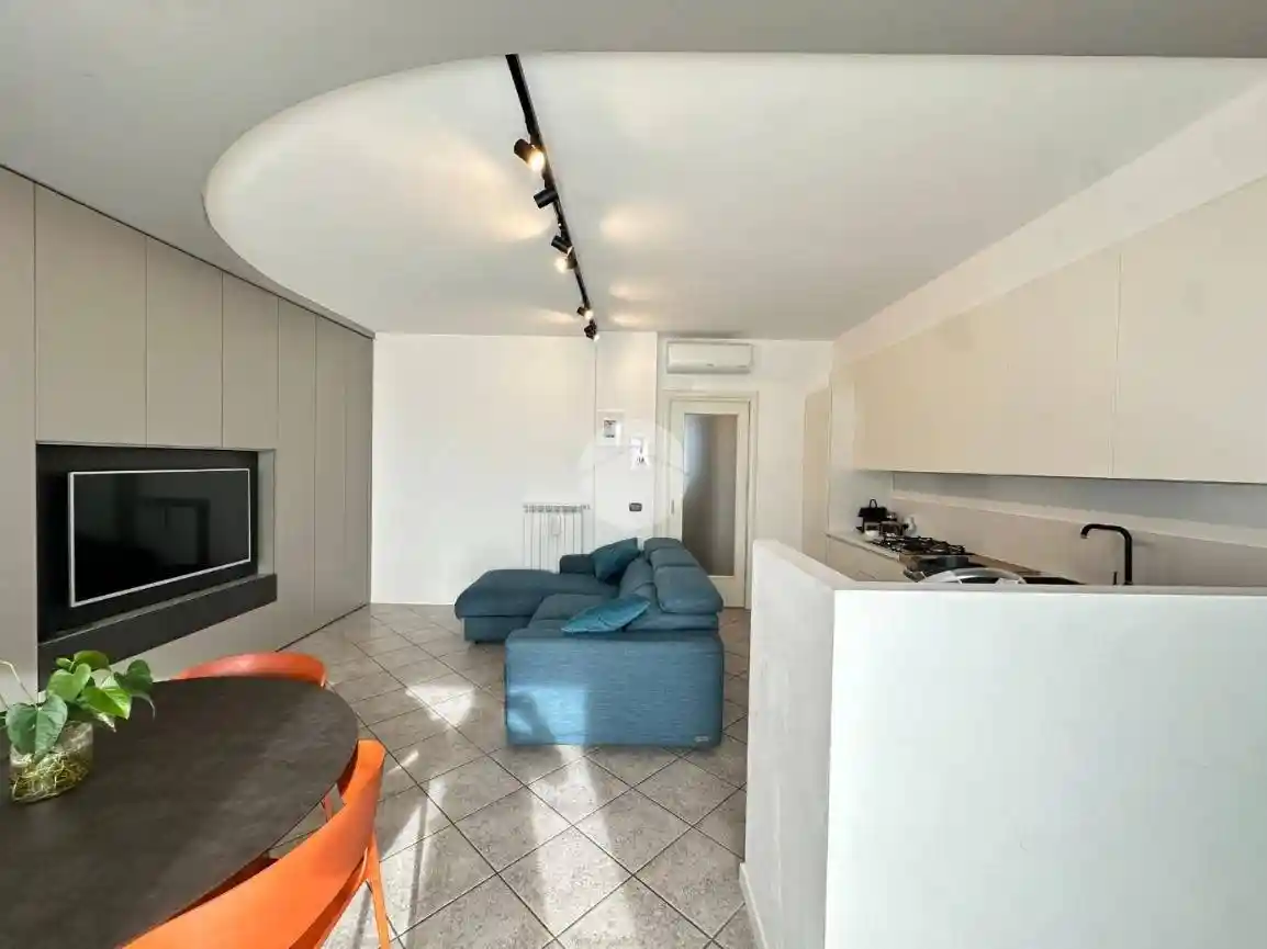 Trilocale via via martiri della libertà 1, Centro, Dello - foto 3