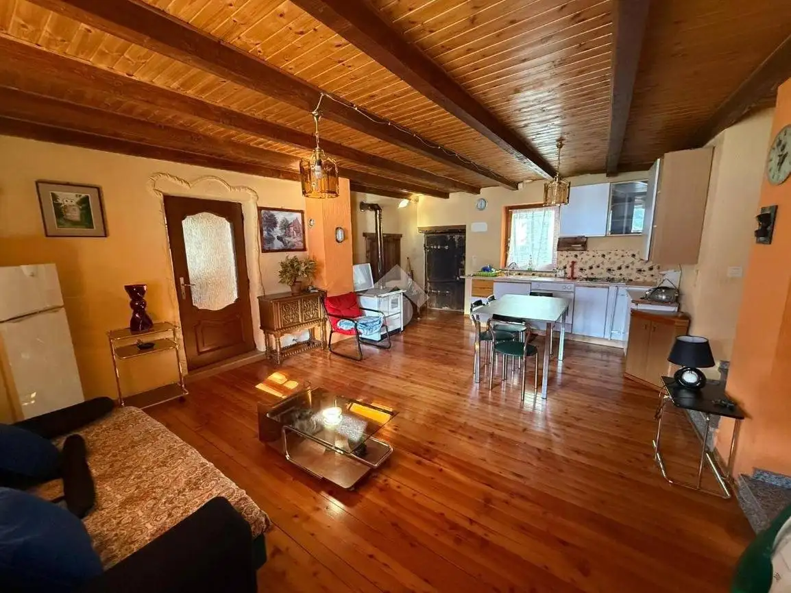 Appartamento in vendita a Nus