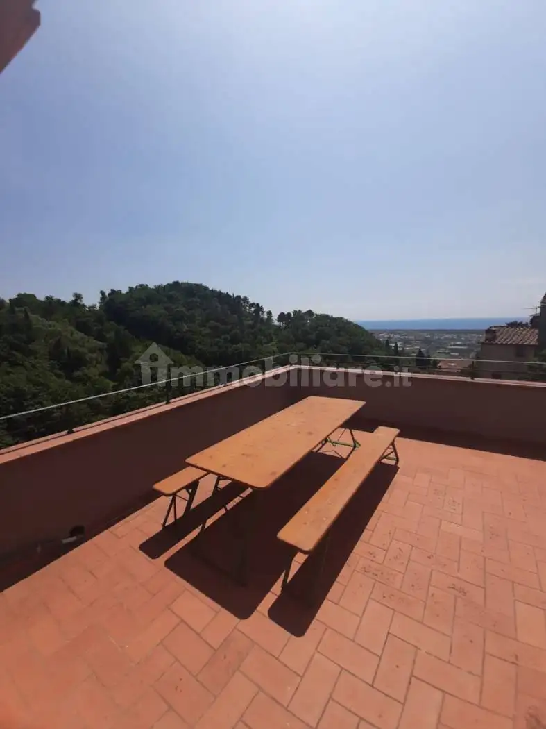 Bilocale via del Castello 110, Camaiore Paese, Camaiore - foto 3