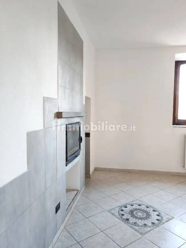 Bilocale via Torri, Centro, Brembate - foto 2