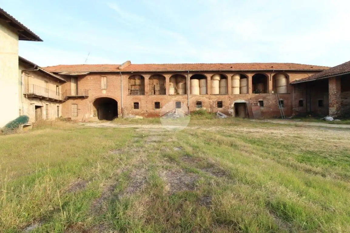 Casa indipendente in vendita a Ceresole Alba