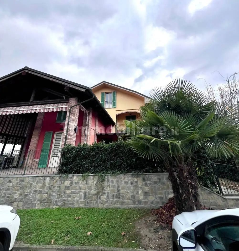 Appartamento in vendita a Govone