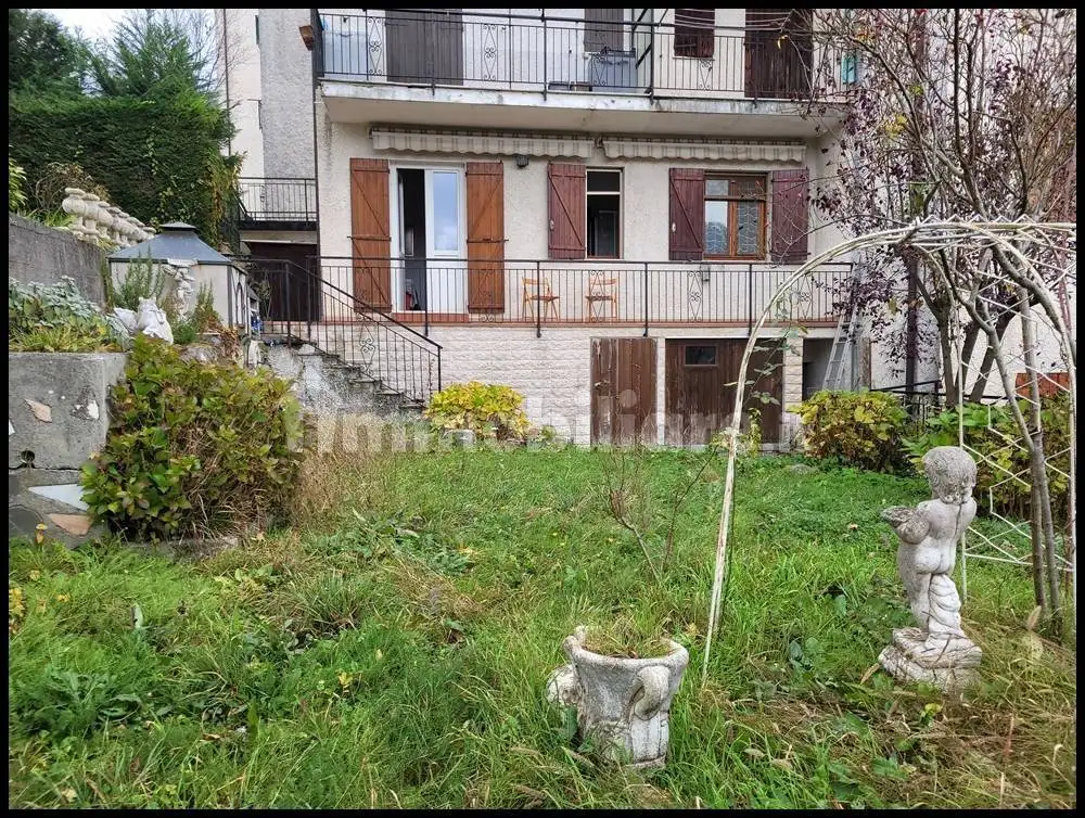 Appartamento in vendita a Giusvalla