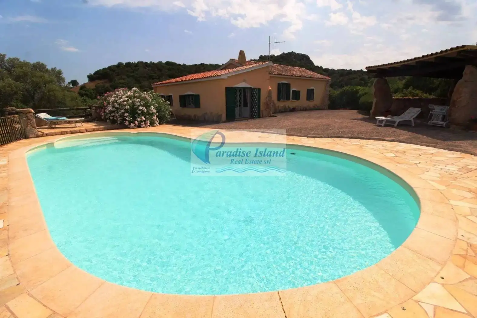 Villa in vendita a Arzachena