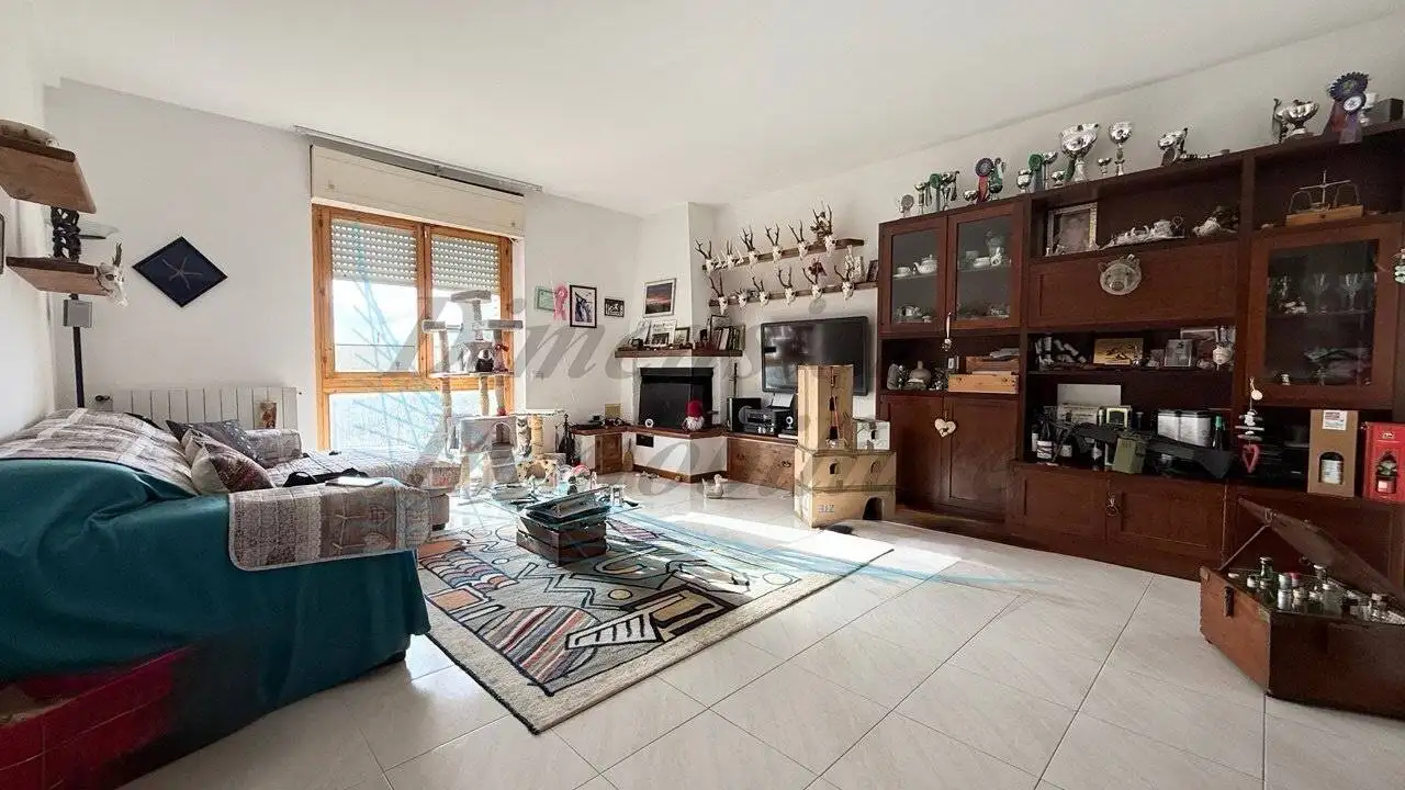 Appartamento in vendita a Rosignano Marittimo