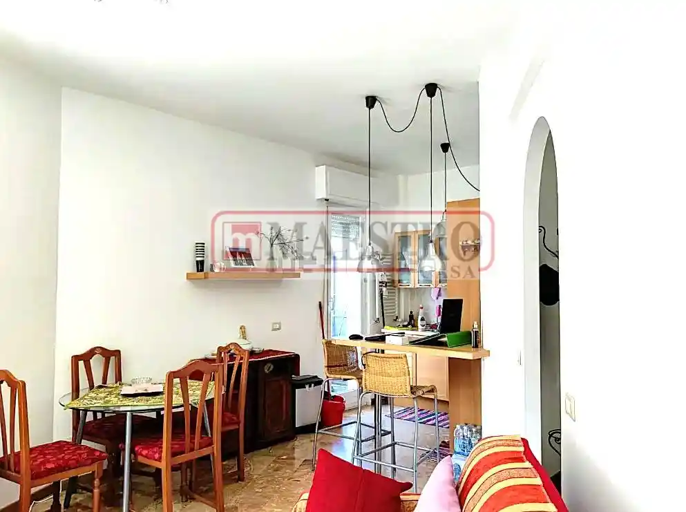 Bilocale buono stato, quarto piano, Centro - Esterno Ferrovia, Rapallo - foto 4