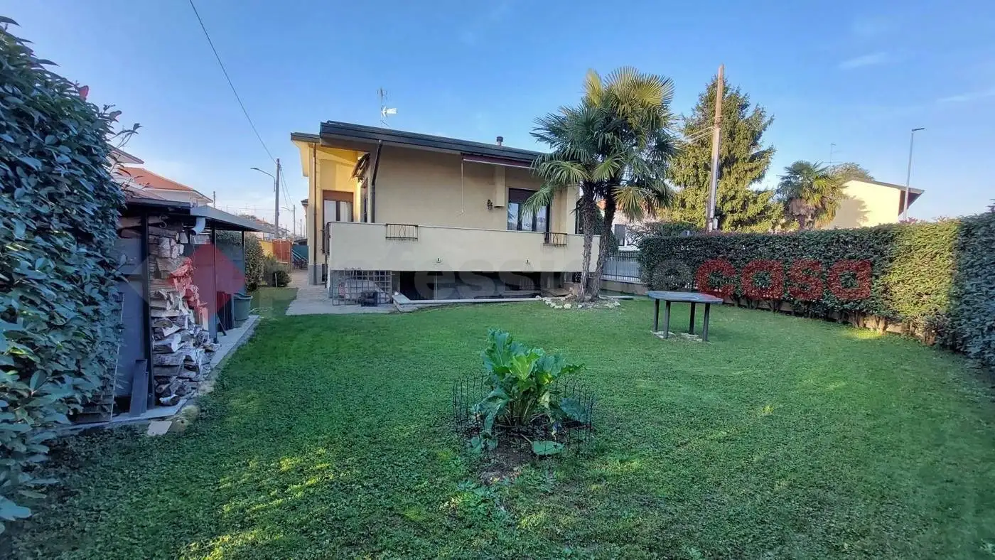 Villa unifamiliare via grossi, 1, Canegrate - foto 3