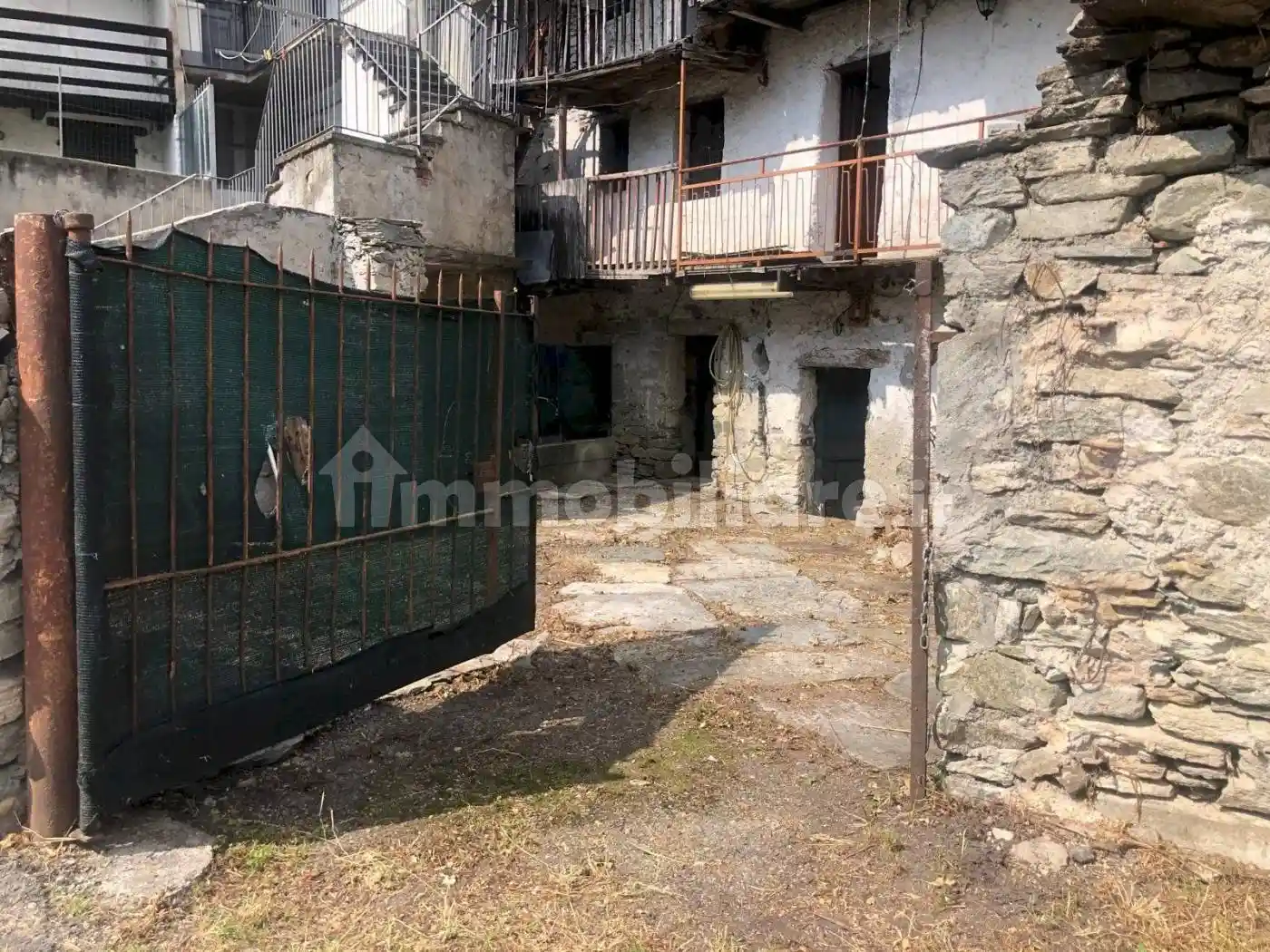 Appartamento in villa Borgata Pidone, 20, Centro, Bobbio Pellice - foto 4