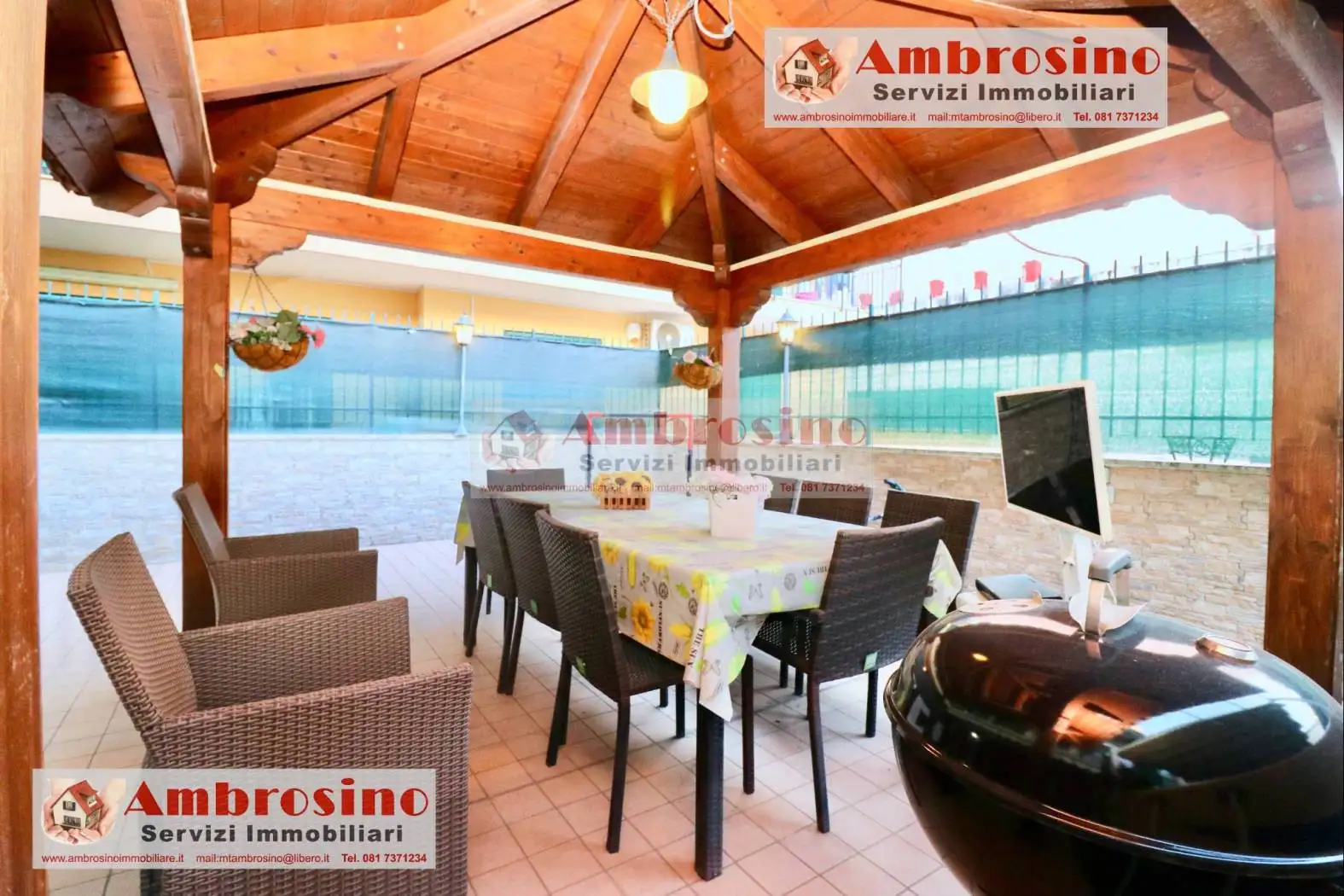 Appartamento in vendita a Napoli