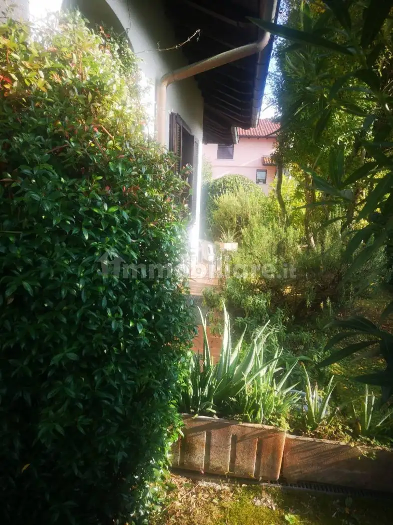 Villa unifamiliare via San Giovanni Bosco 15, Centro, Cittiglio - foto 4