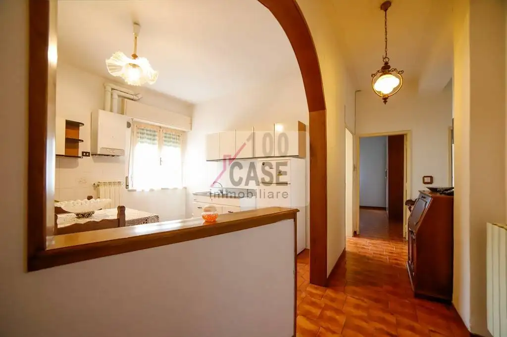 Quadrilocale via 25 Aprile, Abbadia San Salvatore - foto 2