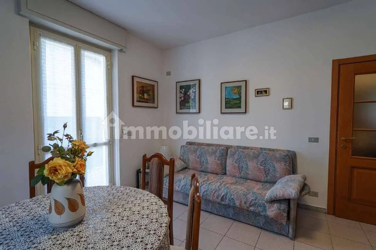 Terratetto unifamiliare via Monsignor Piazzoli 24, Centro, Alzano Lombardo - foto 4