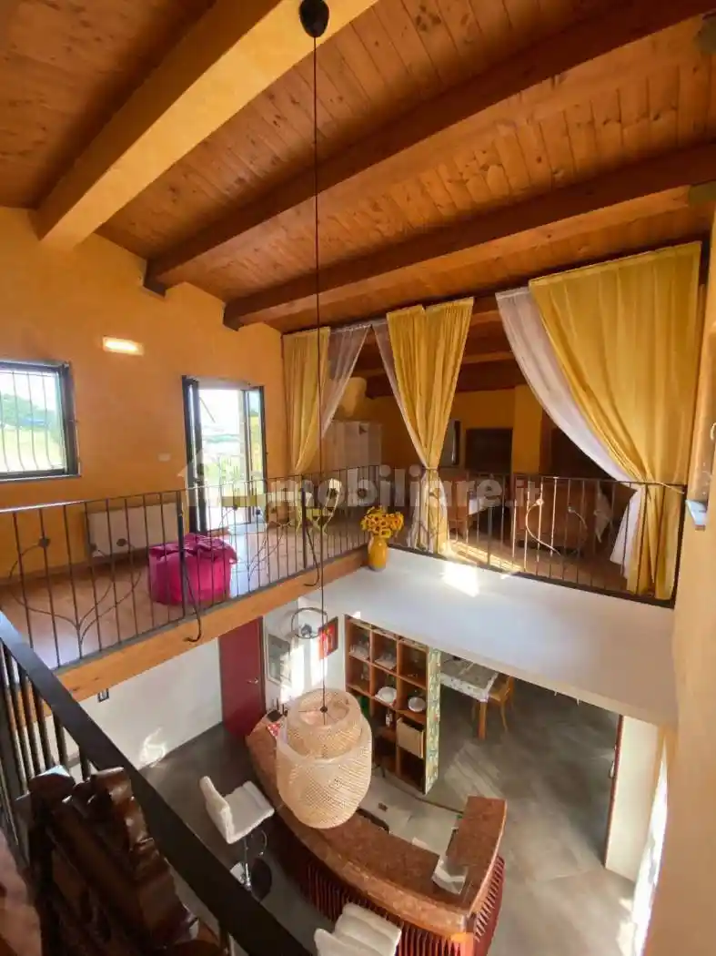 Casa indipendente in vendita a Terre Roveresche