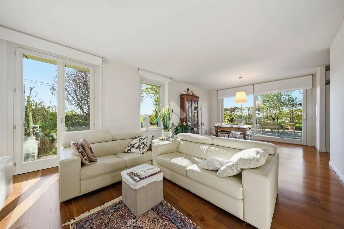 Villetta a schiera in vendita a Reggio Emilia