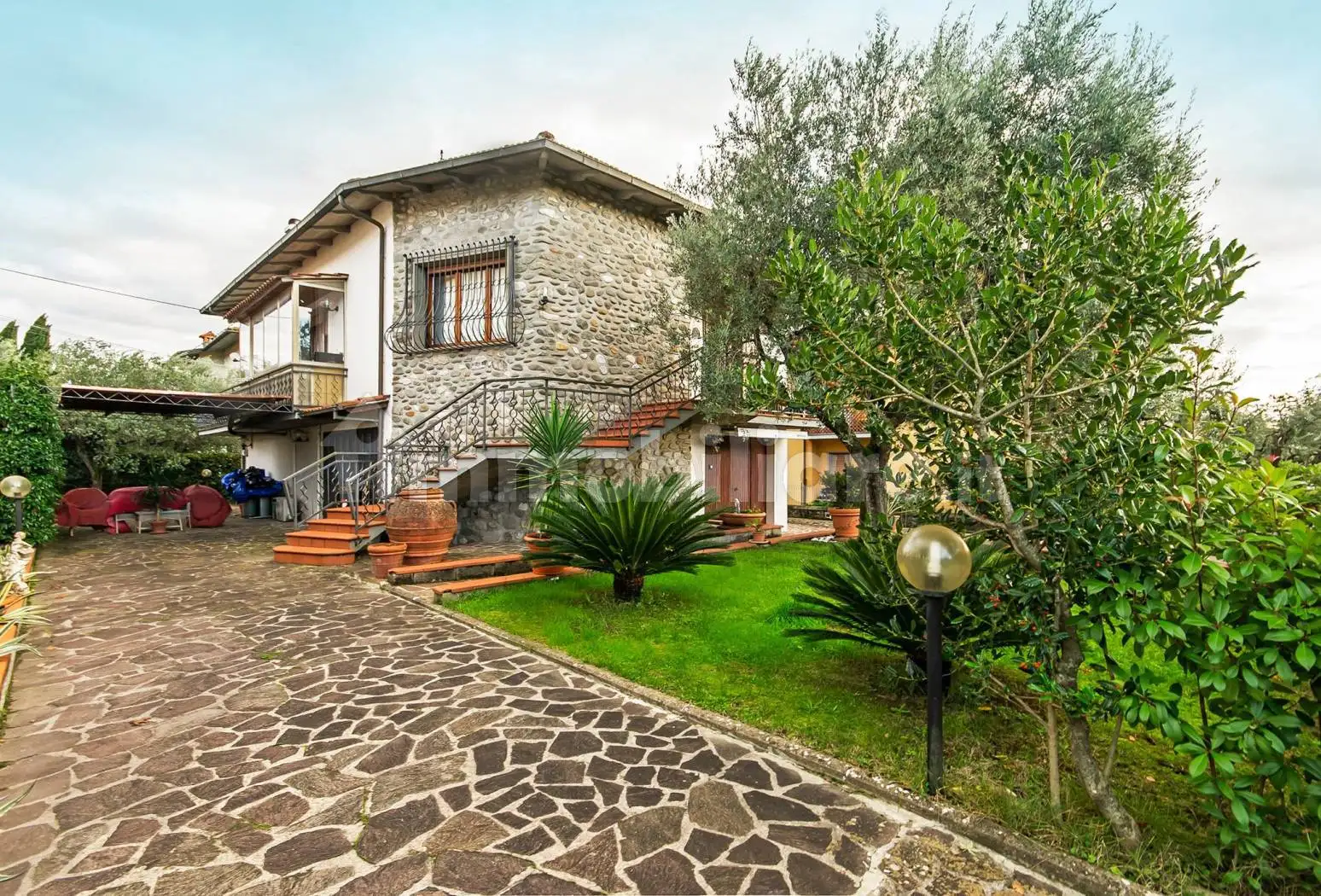 Villa in vendita a Pistoia