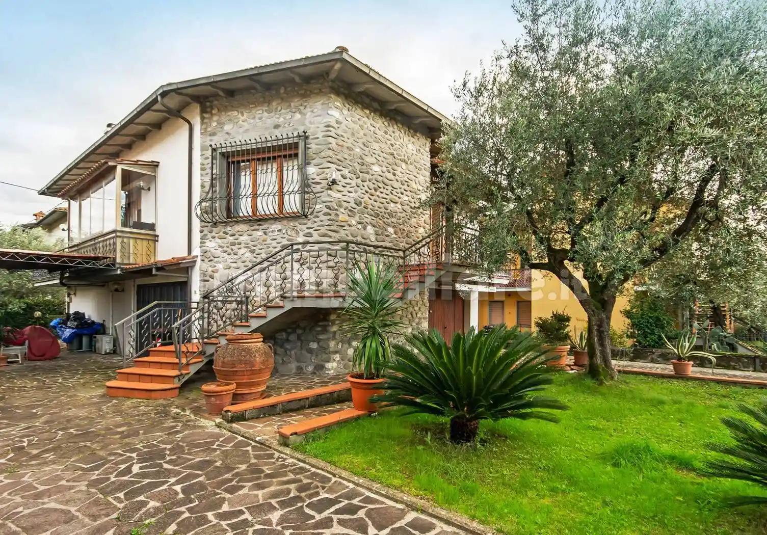 Villa unifamiliare, buono stato, 234 m², Sant'Agostino, Pistoia - foto 2
