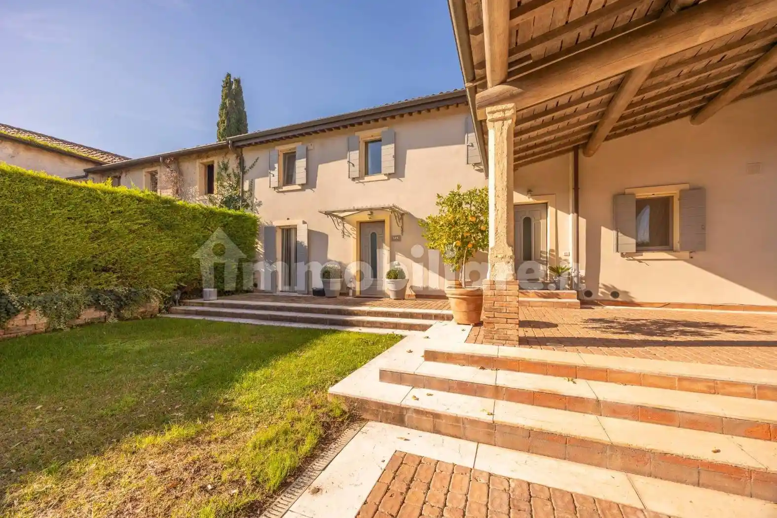 Rustico - Casale in vendita a Sommacampagna