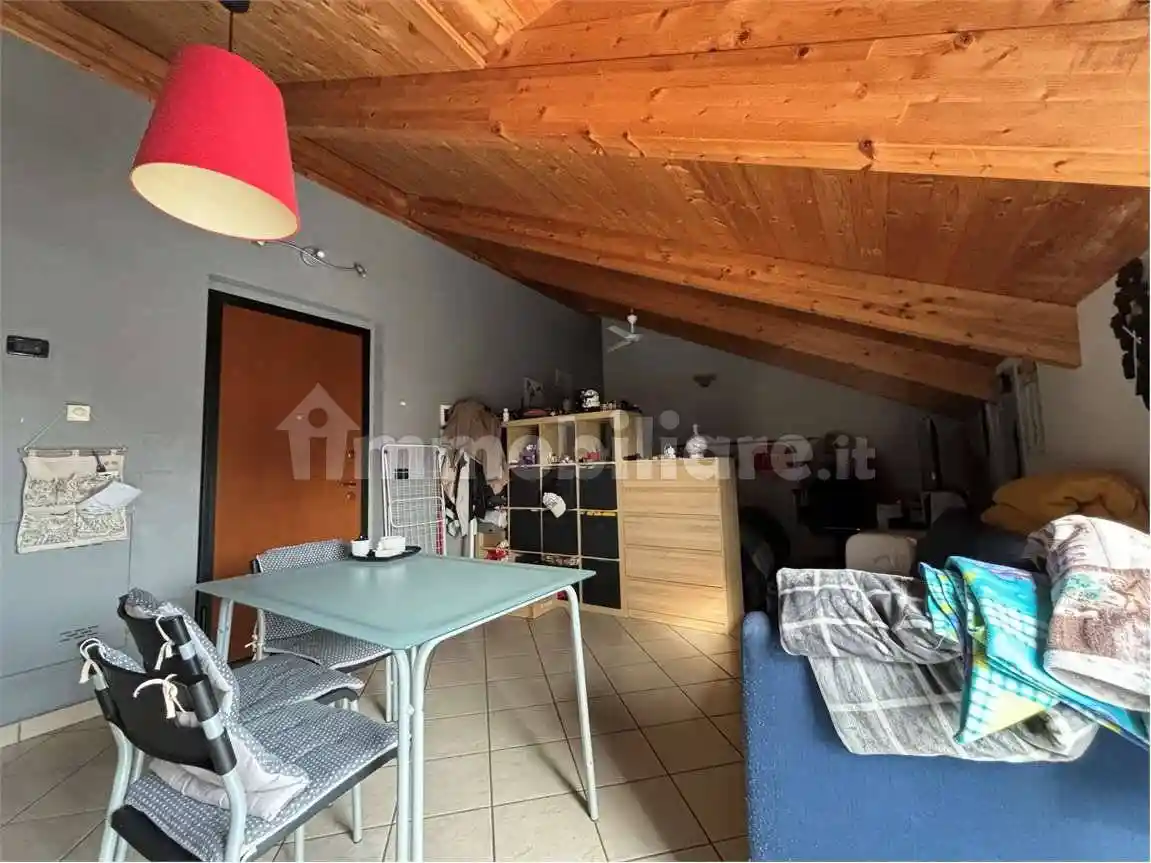 Monolocale via Cesare Battisti, 28, Cambiano - foto 2