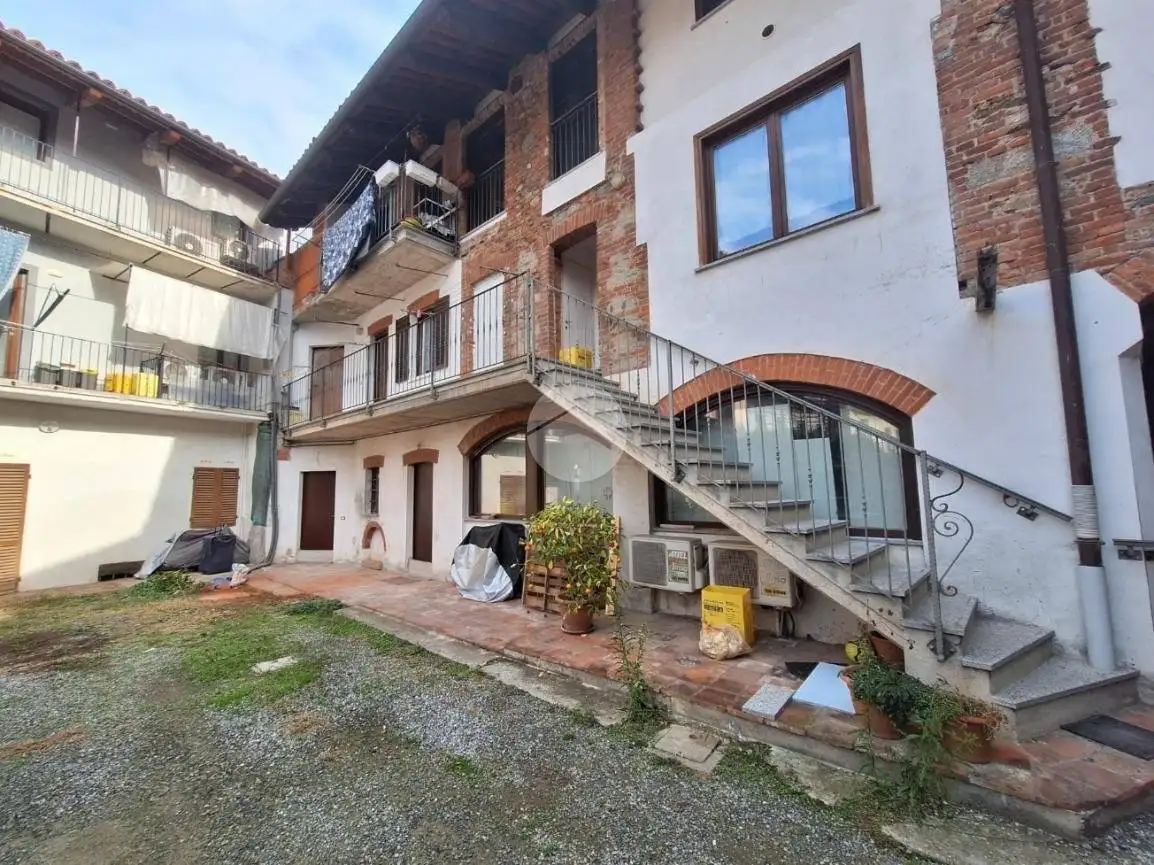 Bilocale via Capitano Saudino 2, Centro, Caravino - foto 2