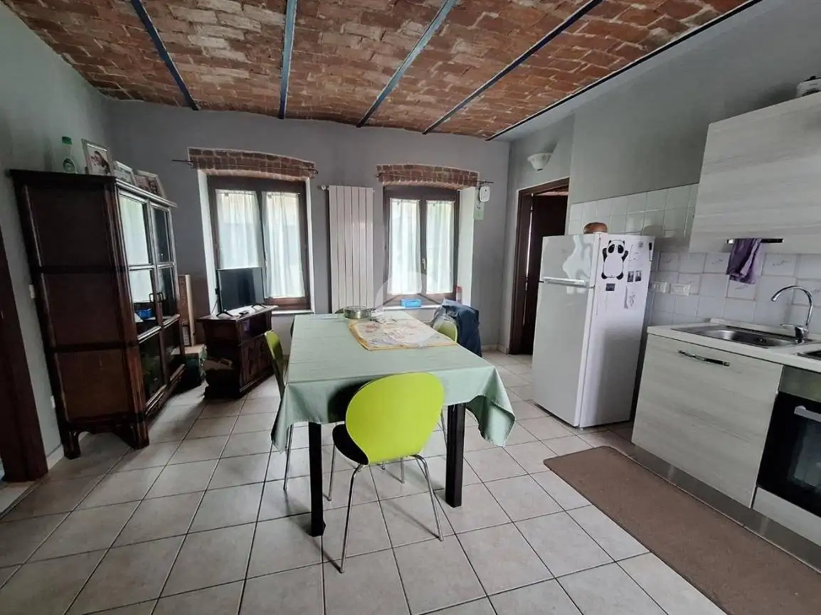 Bilocale via Capitano Saudino 2, Centro, Caravino - foto 5