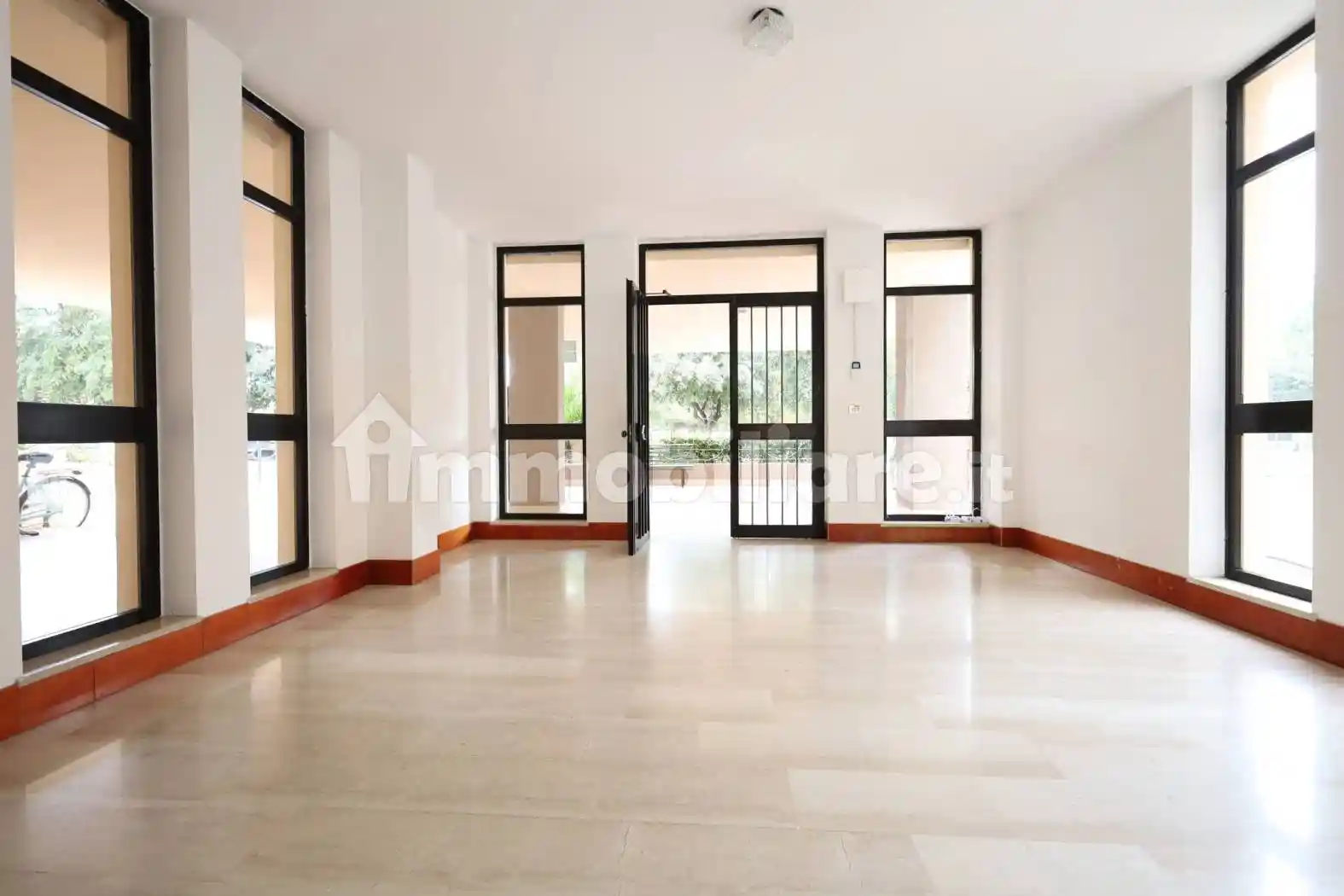 Quadrilocale viale America 34, Centro, Roseto degli Abruzzi - foto 4