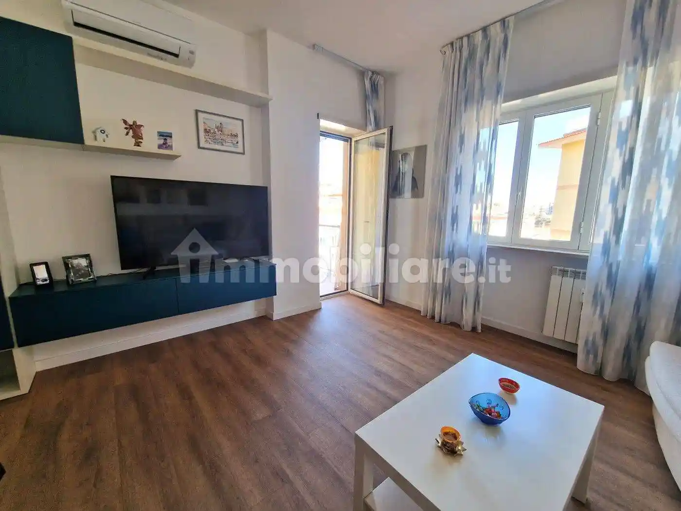 Quadrilocale via San Giacomo dei Capri, 125, Rione Alto, Napoli - foto 2