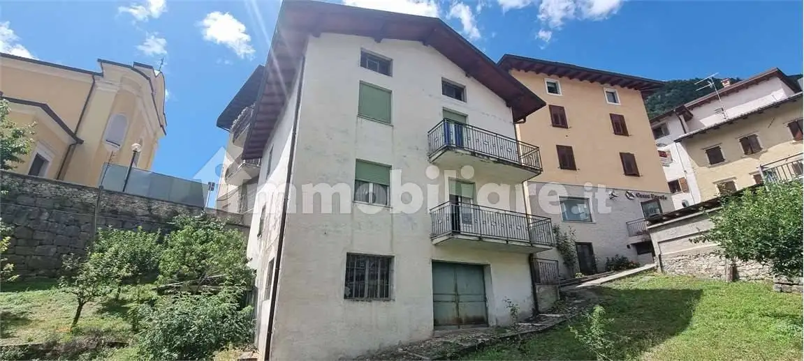 Casa indipendente in vendita a Terragnolo