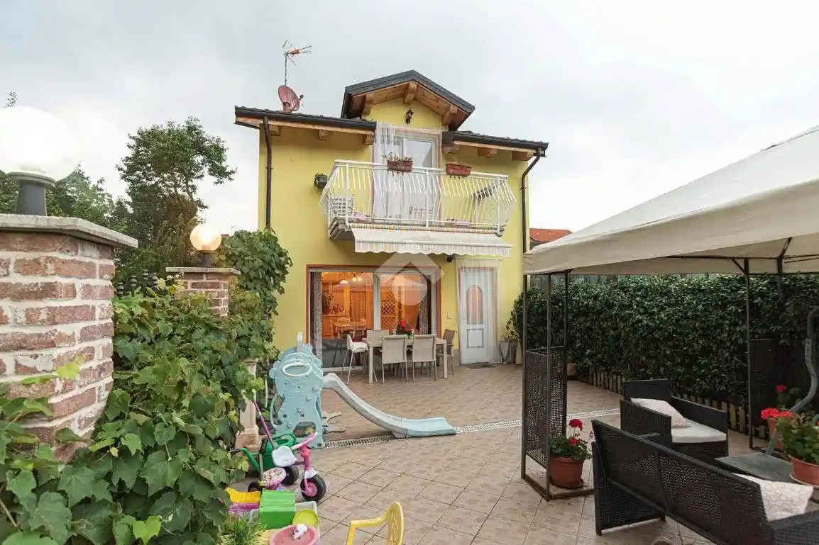 Casa indipendente - foto 2