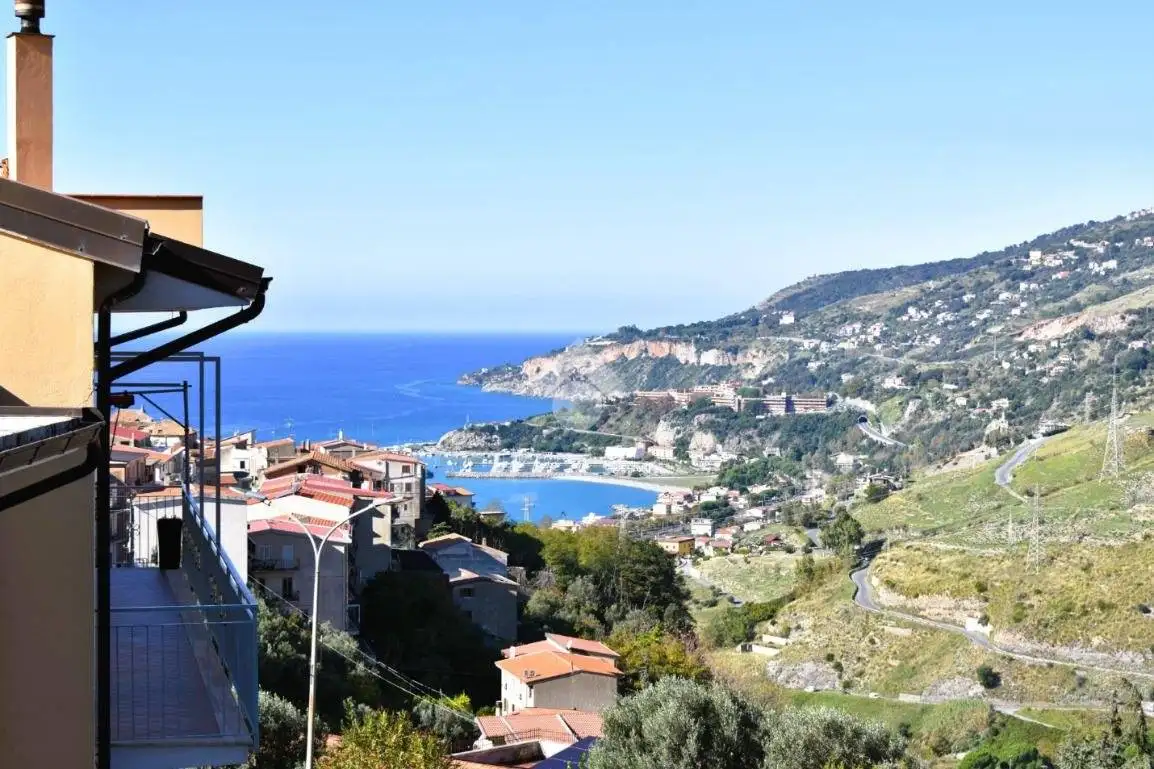 Appartamento in vendita a Cetraro