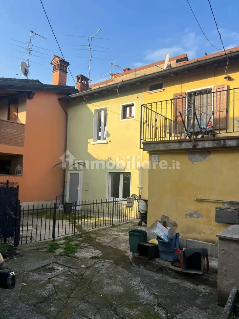 Bilocale via Antonio Gramsci 17, Centro, Bagnolo Mella - foto 2