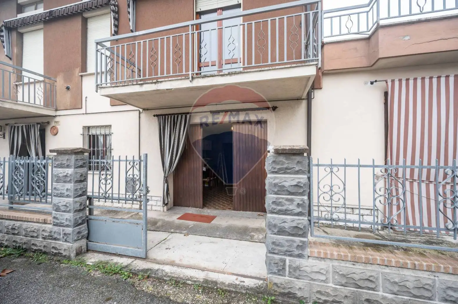 Terratetto unifamiliare viale Della Liberta' 30, Centro, Boretto - foto 2