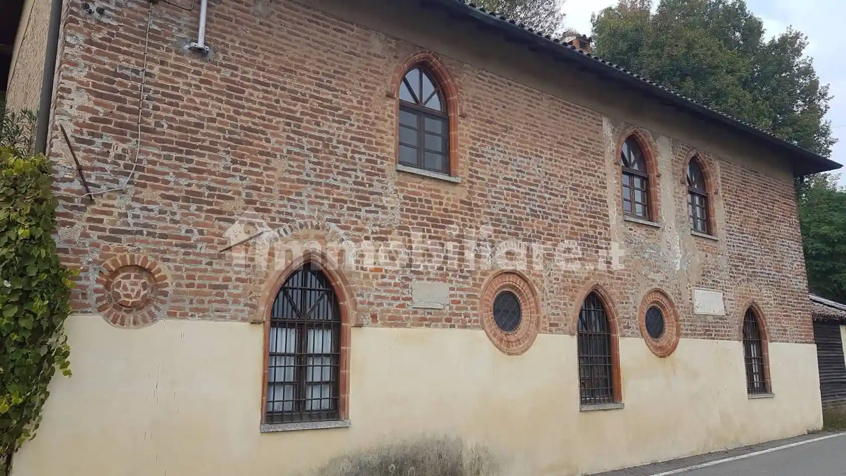 Villa in vendita a Vernate