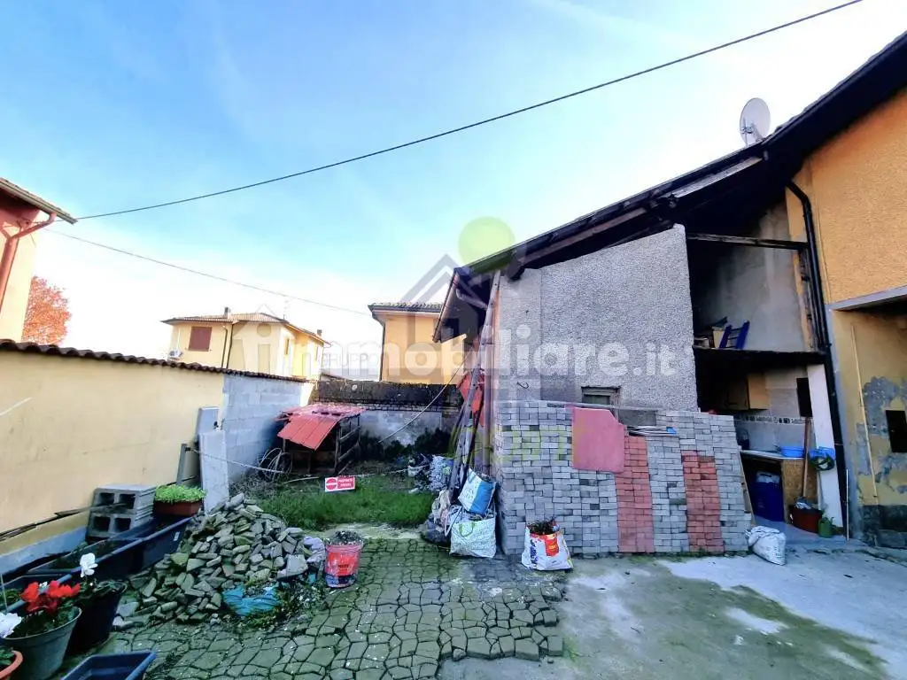 Terratetto plurifamiliare via Giuseppe Verdi, Centro, Brembio - foto 3
