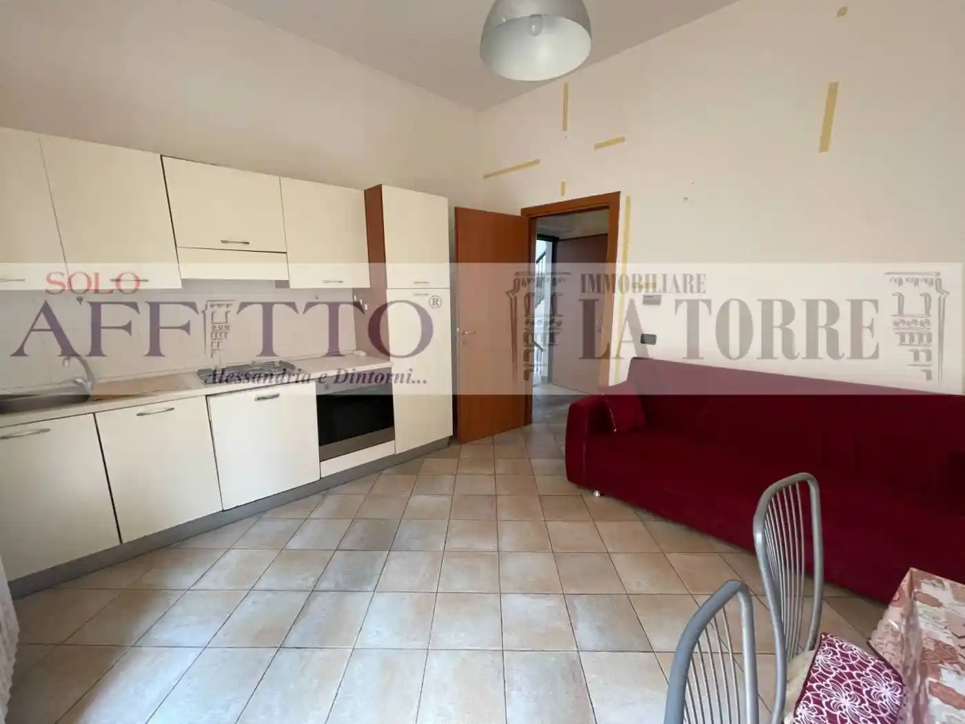 Bilocale piazza 31 Martiri, Centro, Valenza - foto 2