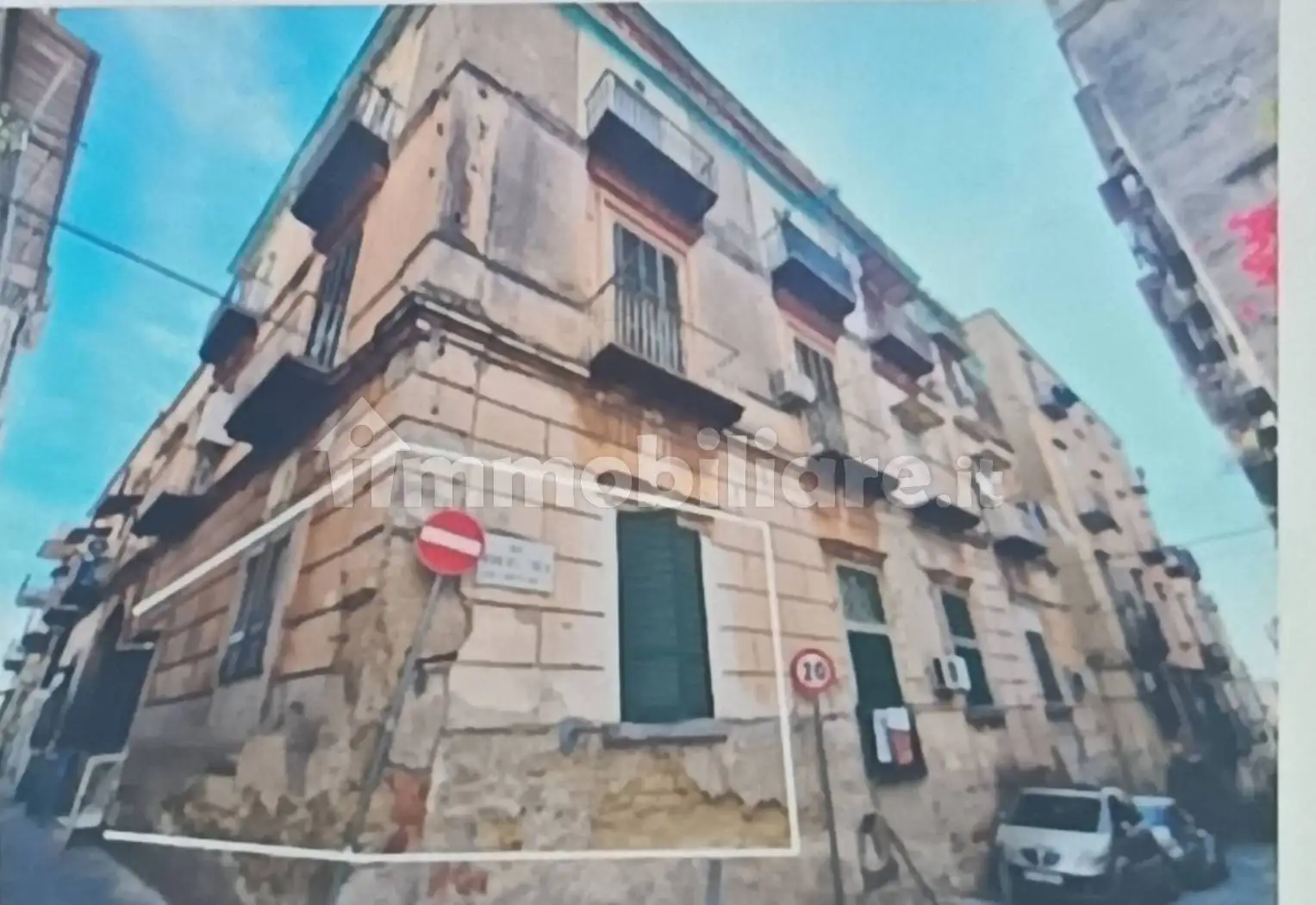 Appartamento in vendita a Napoli