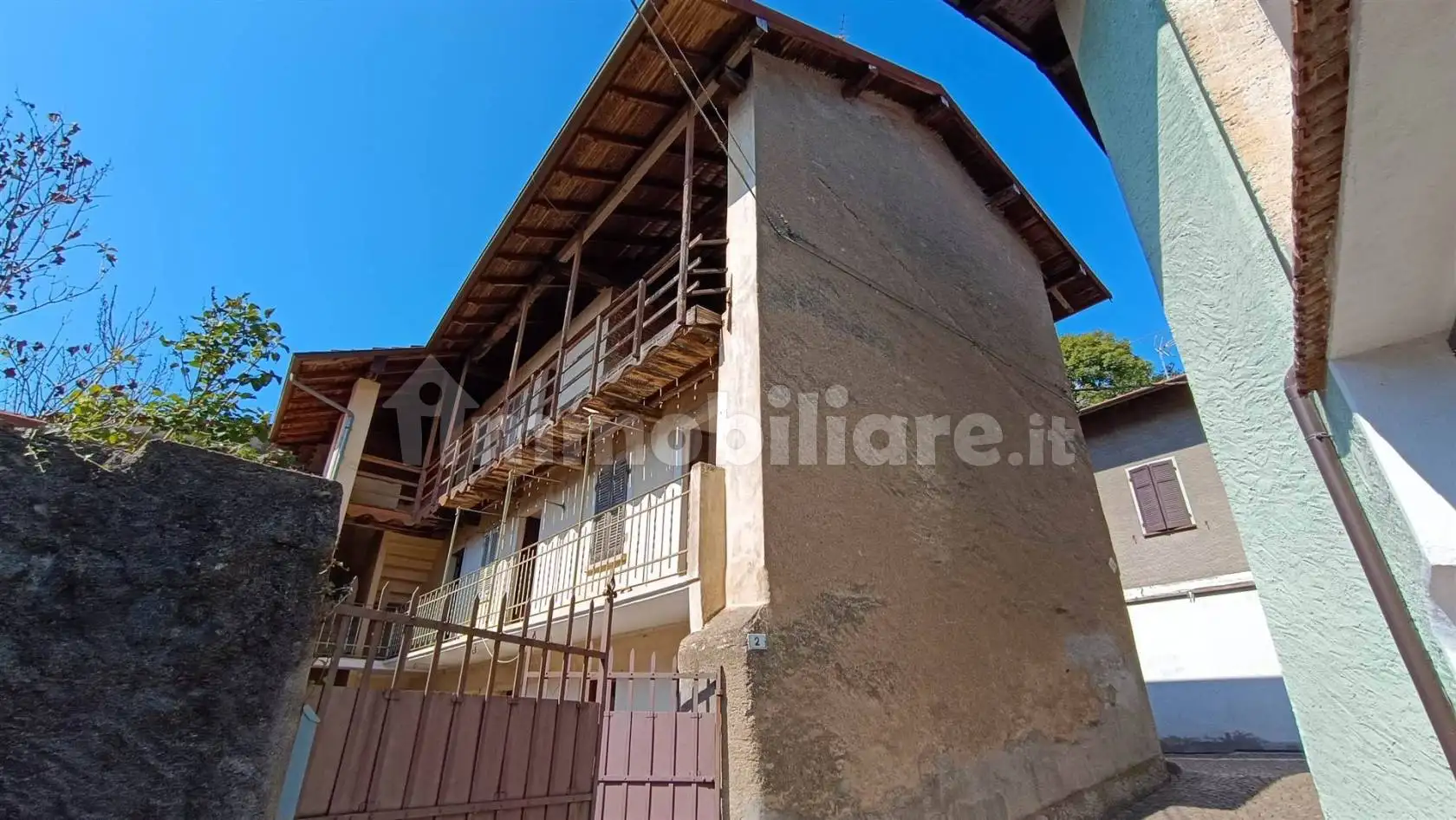 Casa indipendente in vendita a Pisano