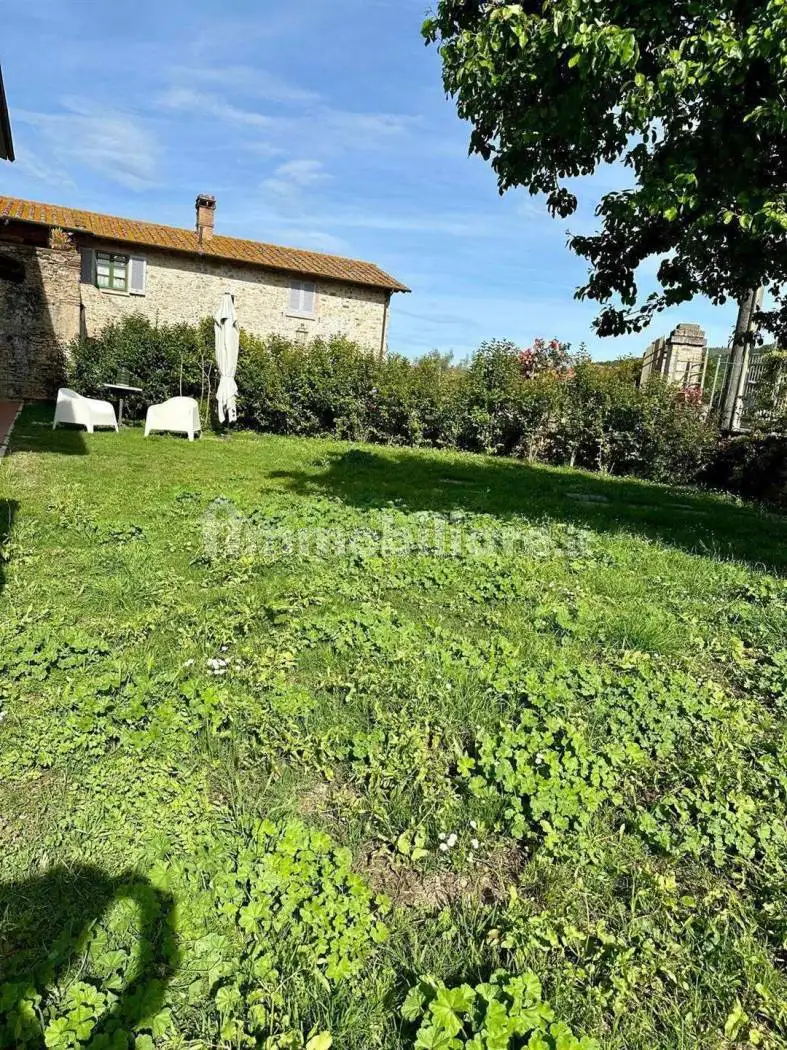 Appartamento in vendita a Suvereto