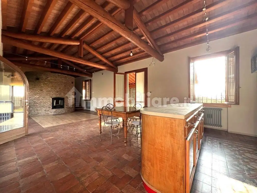 Villa in vendita a Roncoferraro