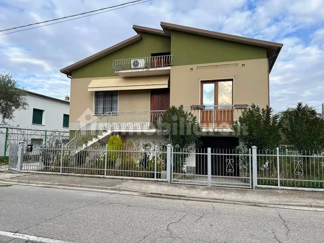 Casa indipendente in vendita a Castelbelforte