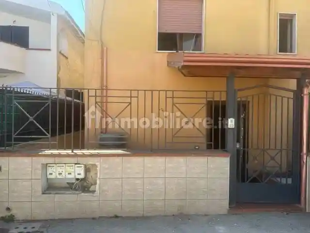 Casa indipendente in vendita a Castel Volturno